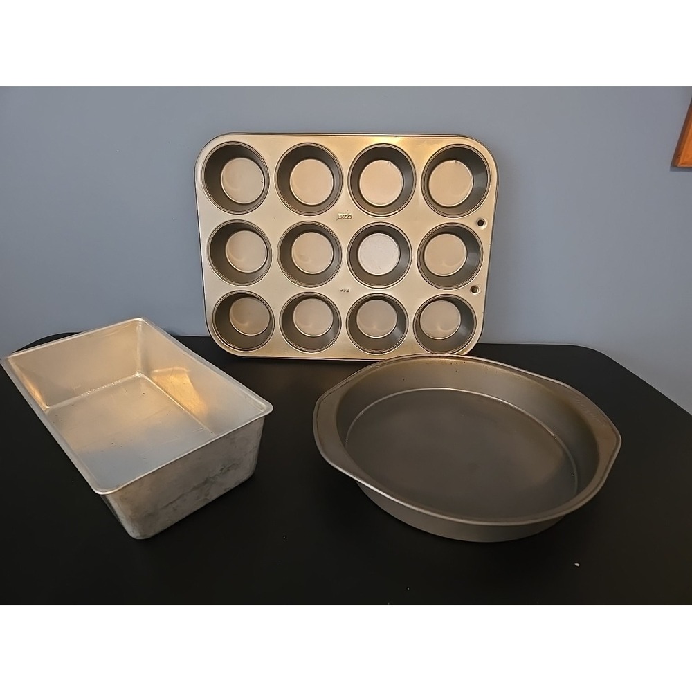 Vtg Baker Kit Ecko 12 Muffin Pan Aluminum Bread Loaf Pan Baker's Secret